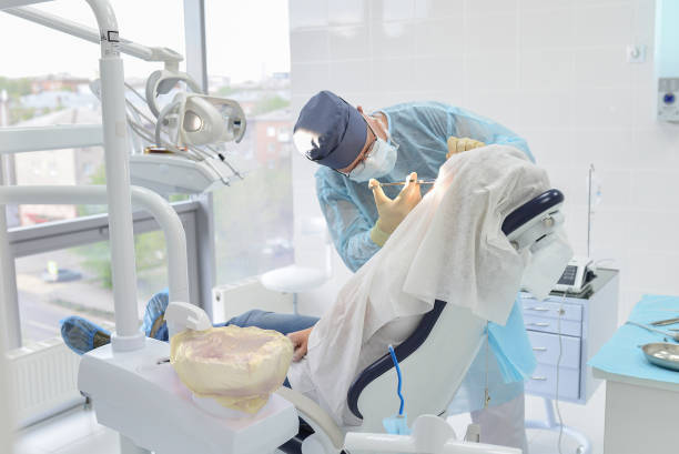 Best Dentist for Tooth Abscess  in Wabasso Beach, FL